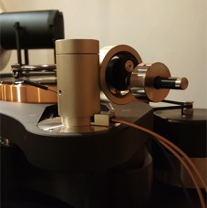 PrimaryControl Reference Tonearm at Raven TT backside